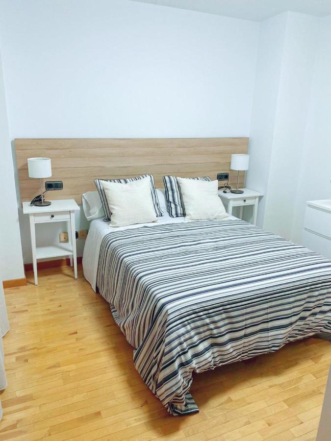 Duenas Apartment Овиедо Екстериор снимка
