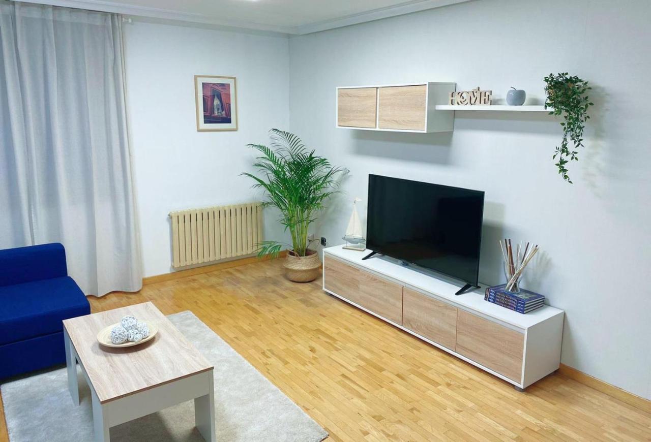 Duenas Apartment Овиедо Екстериор снимка