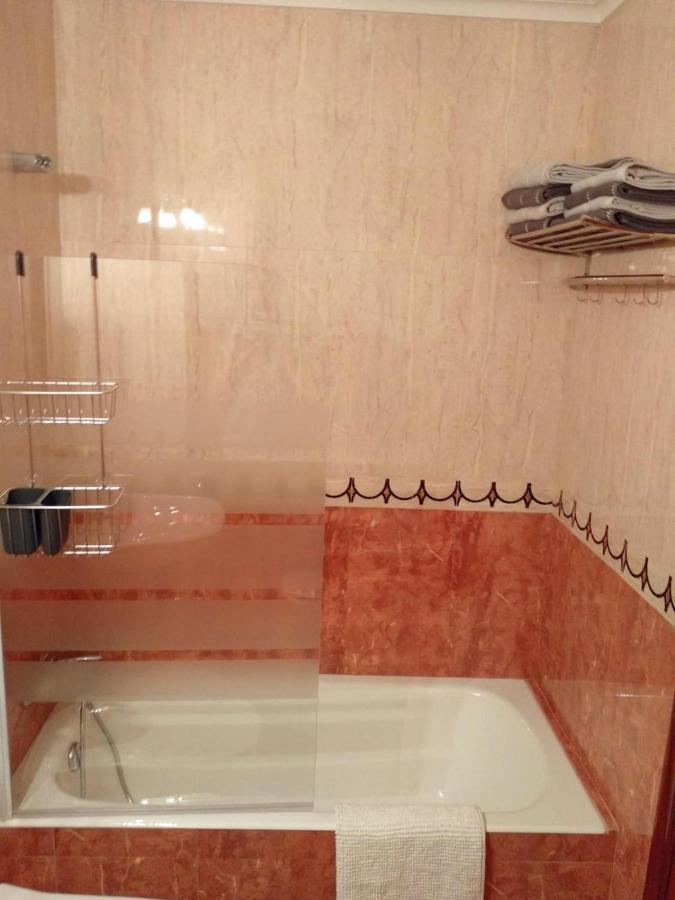 Duenas Apartment Овиедо Екстериор снимка