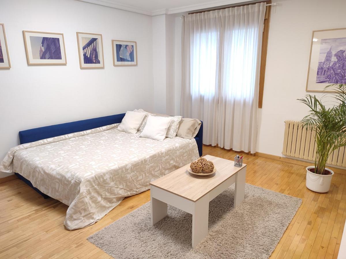 Duenas Apartment Овиедо Екстериор снимка
